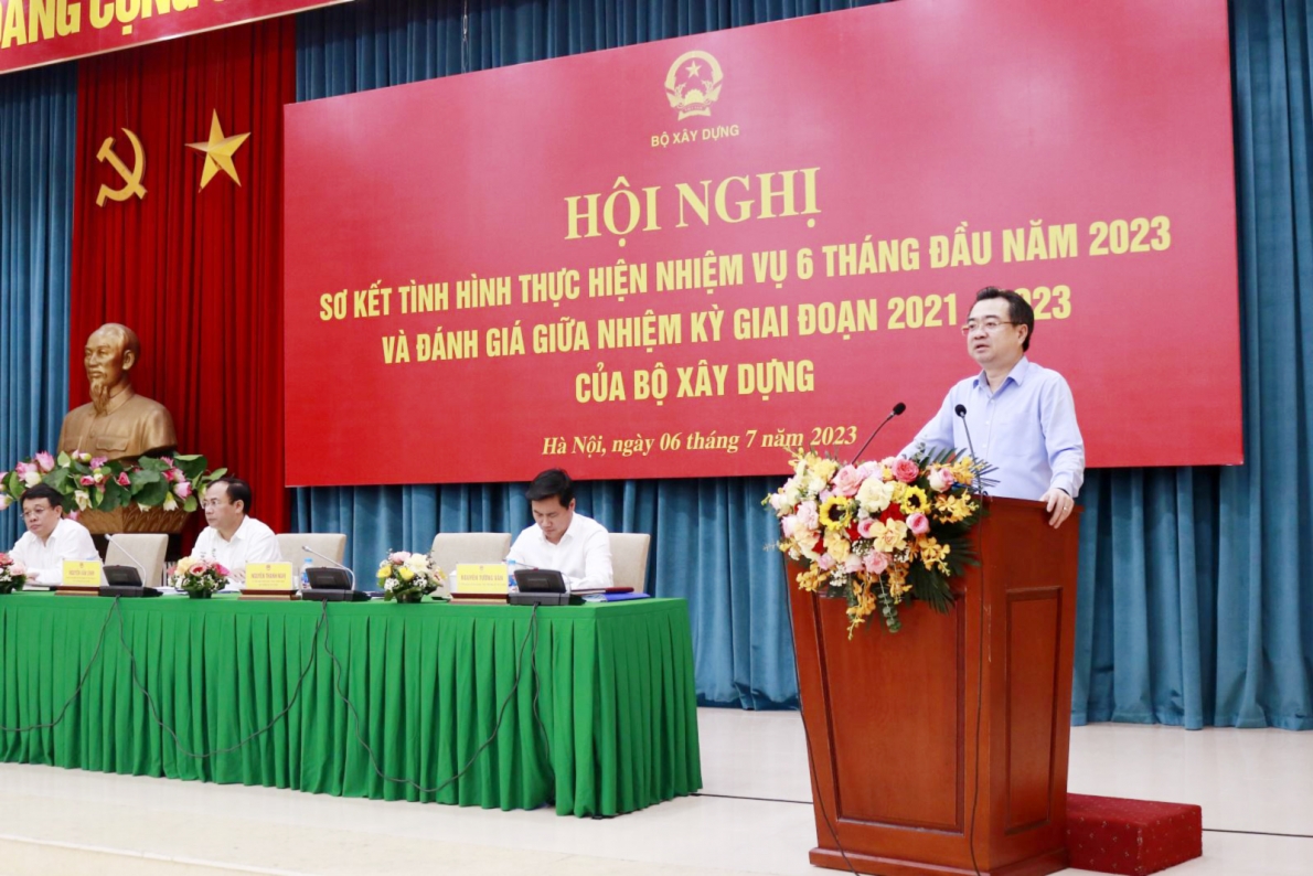 Đẩy mạnh xây dựng nhà ở xã hội và tập trung xây dựng Luật, tháo gỡ khó khăn cho thị trường nhà ở và bất động sản