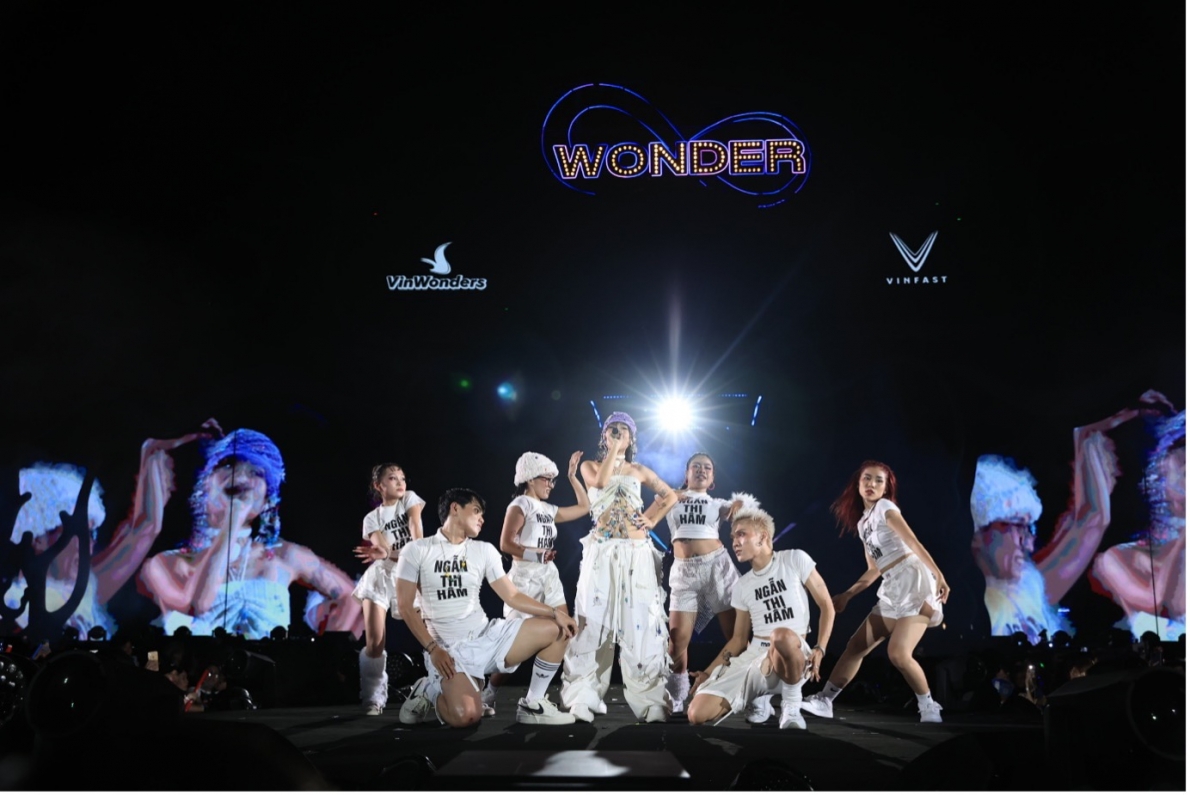 Charlie Puth và dàn sao Việt bùng cháy cùng âm nhạc đỉnh cao tại siêu đại nhạc hội 8Wonder
