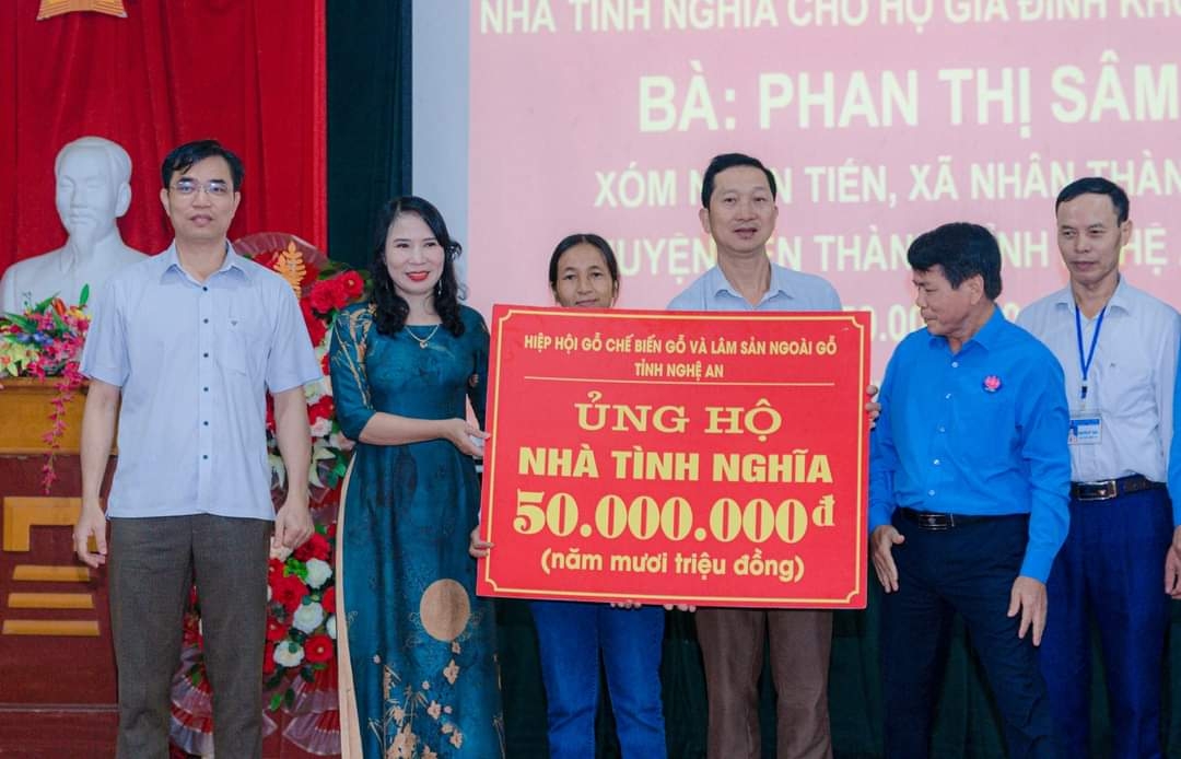 Huyện Yên Thành, tỉnh Nghệ An: Tích cực vận động, xây dựng nhà tình nghĩa cho hộ nghèo