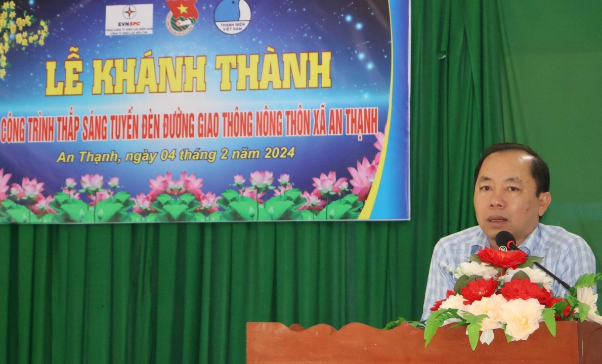 Công ty Điện lực Bến Tre: Khánh thành  công trình “Thắp sáng tuyến đường giao thông nông thôn