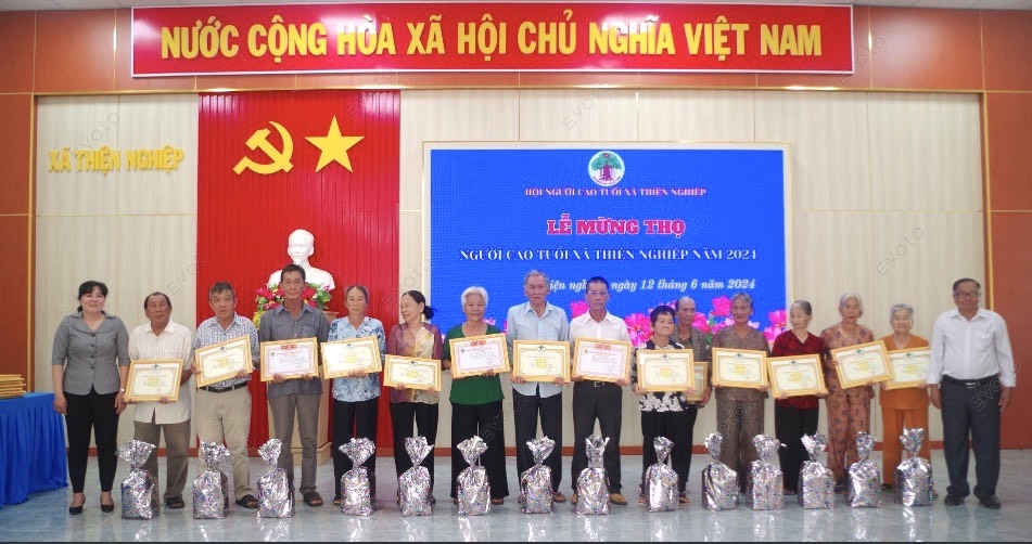 Bình Thuận: Phát huy tốt vai trò của NCT trong các lĩnh vực của đời sống xã hội