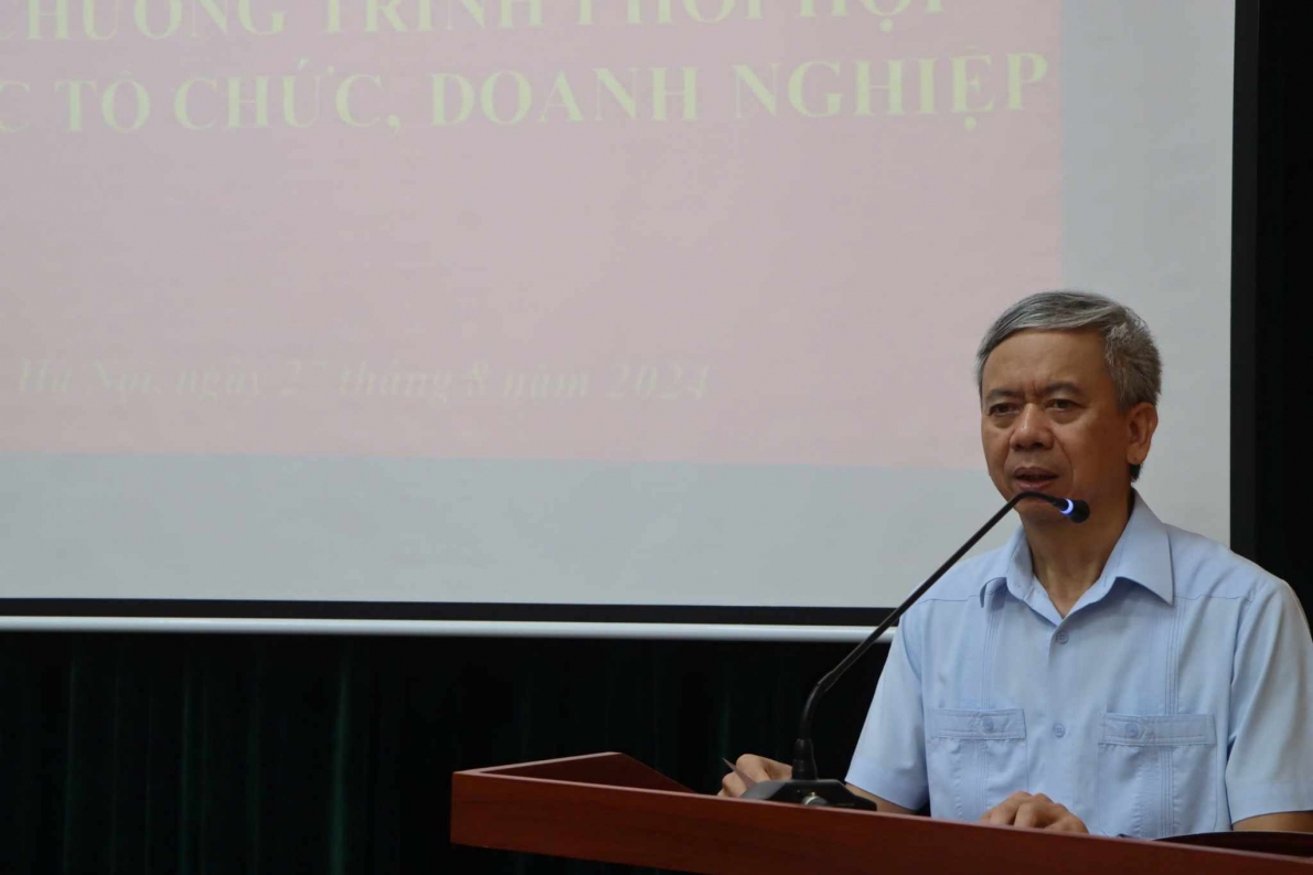 TS. Phan Văn Hùng, Phó Chủ tịch Hội NCT Việt Nam phát biểu ý kiến