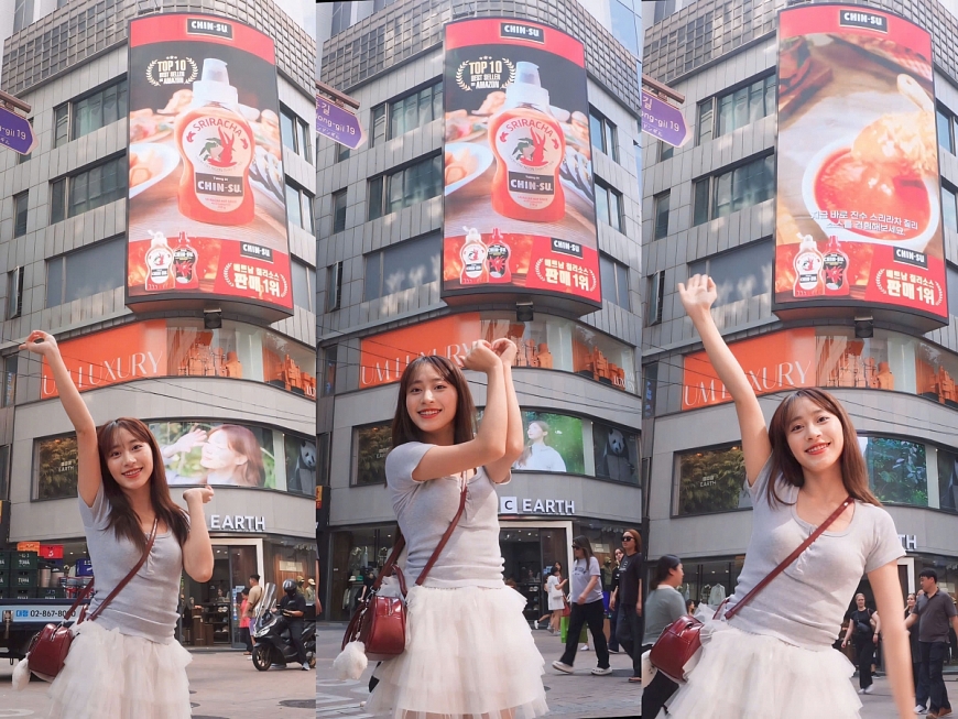 Các bạn trẻ hào hứng check-in cùng tương ớt Chin-Su tại Osaka, Nhật Bản(1)