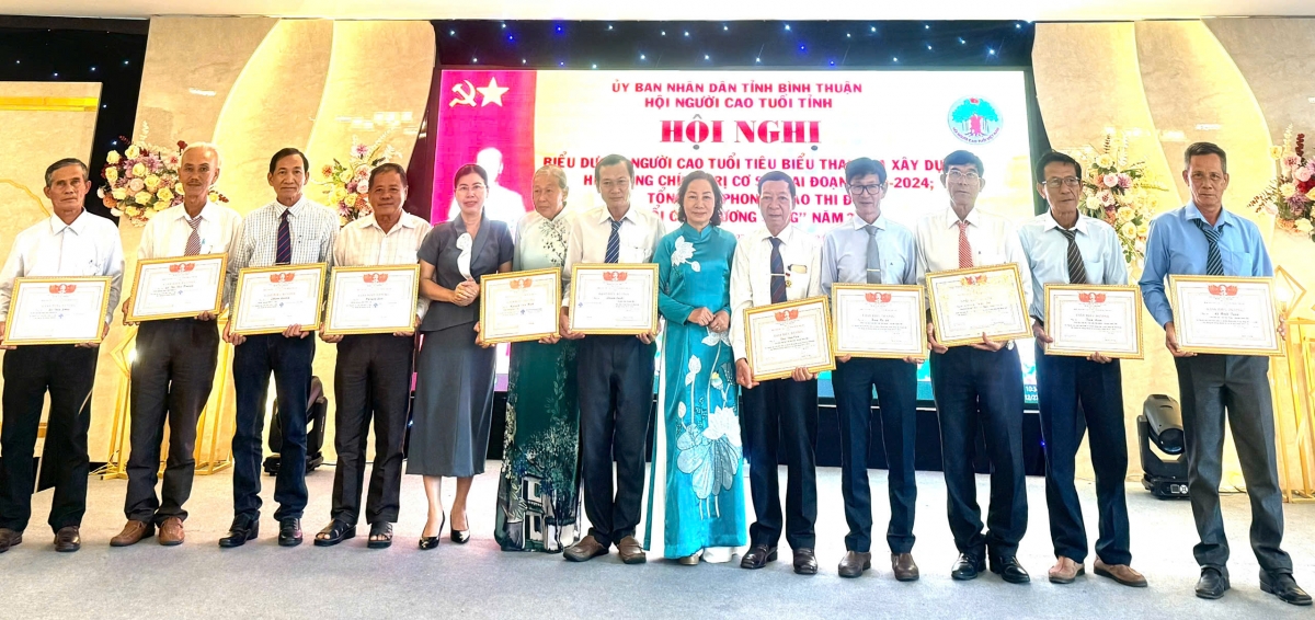 Phong trào  “Tuổi cao – Gương sáng” góp phần phát triển kinh tế - xã hội, giữ vững an ninh, trật tự, an toàn xã hội ở địa phương
