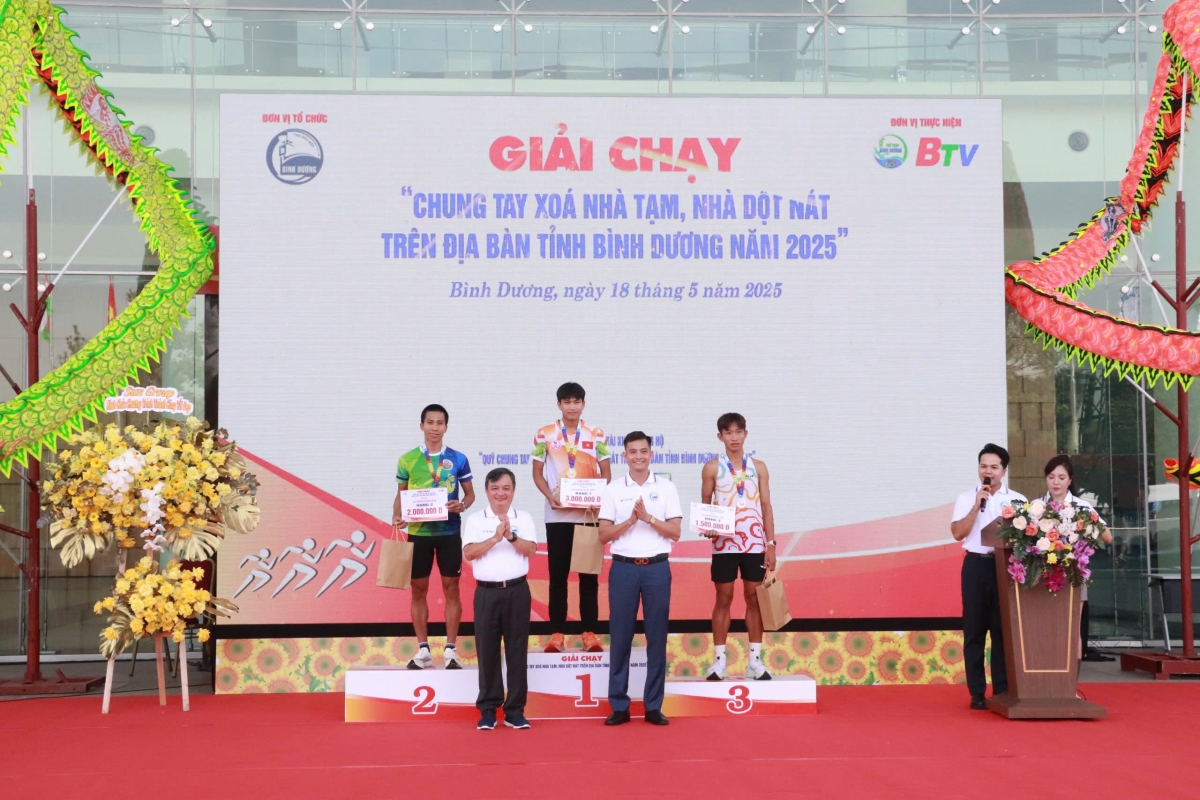 1,1 vạn người chạy ủng hộ xóa nhà tạm, nhà dột nát ở Bình Dương