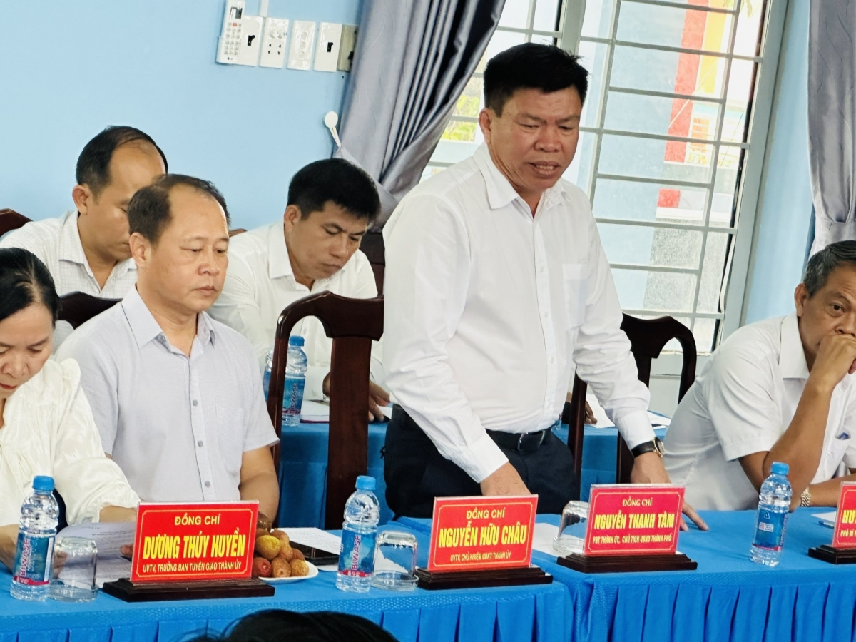 4.	Ông Nguyễn Thanh Tâm, Chủ tịch UBND TP.Thuận An cho biết sẽ cưỡng chế xử lý giải phóng mặt bằng để bàn giao cho dự án nâng cấp, mở rộng Quốc lộ 13