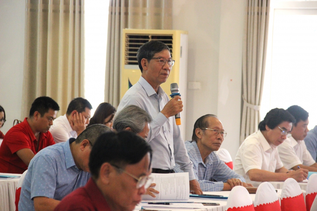 Ông Lê Văn Nhã, Chủ tịch Hội Người cao tuổi TP Hải Phòng thảo luận tại Hội nghị. Ông Lê Văn Nhã, Chủ tịch Hội Người cao tuổi TP Hải Phòng thảo luận tại Hội nghị.