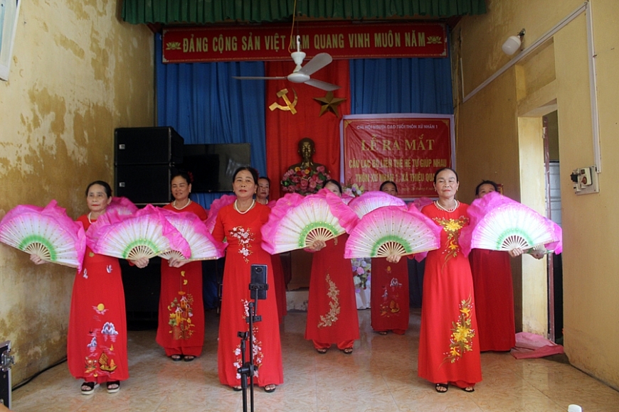 Ra mắt CLB Liên thế hệ tự giúp nhau tại xã Thiệu Quang