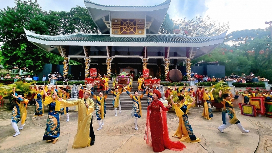 Chùa Bà Châu Đốc: Điểm du lịch tâm linh hấp