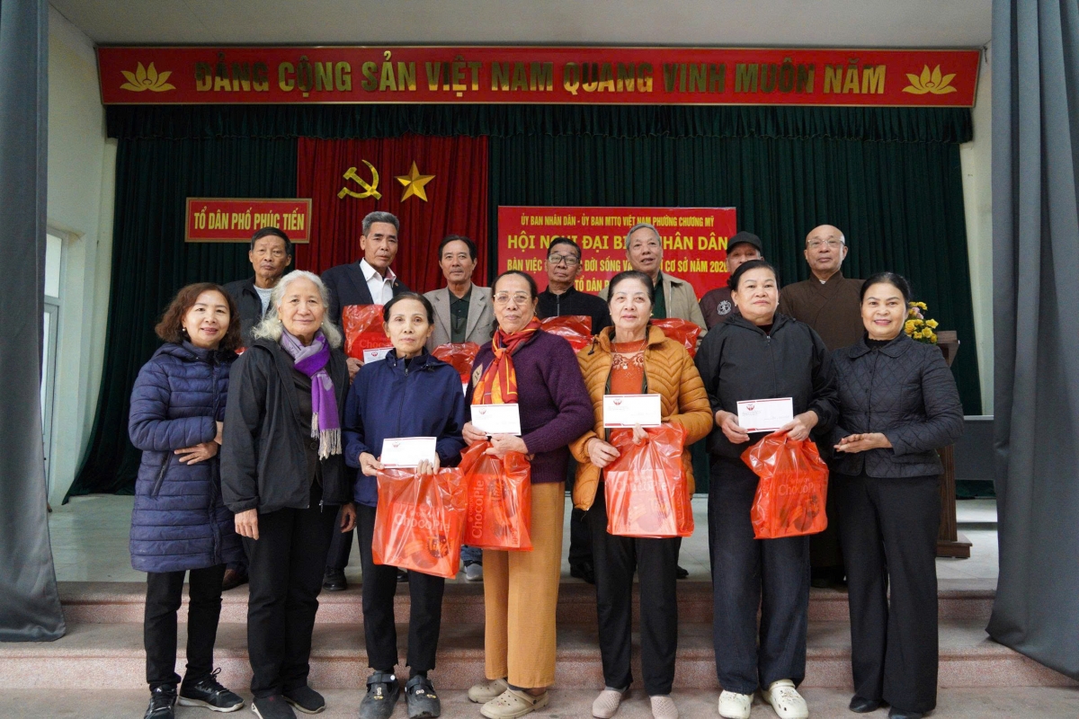 Xuân ấm áp đến với NCT khó khăn phường Chương Mỹ