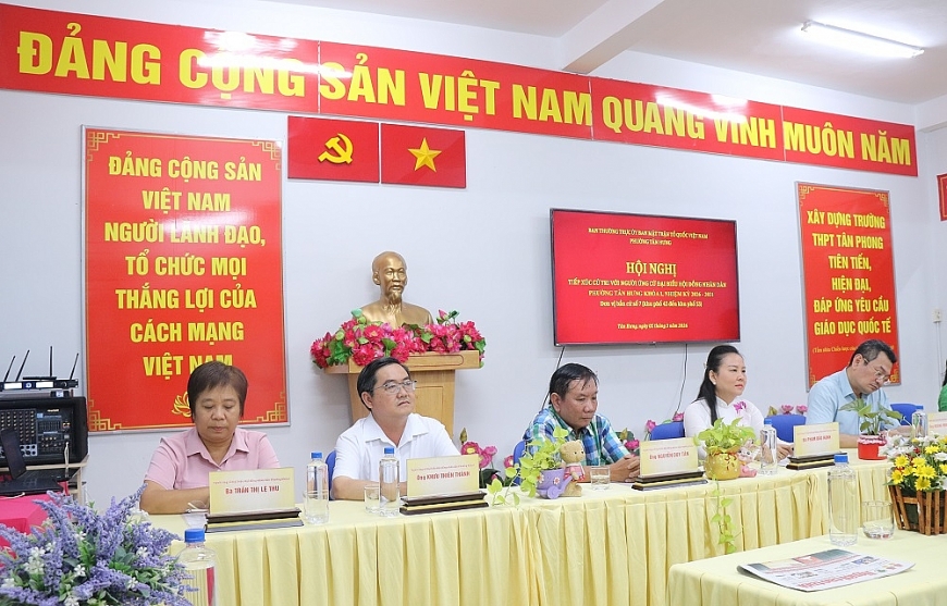 Các ứng cử viên tiếp xúc cử tri tại đơn vị bầu cử số 7 (từ khu phố 43 đến khu phố 53), phường Tân Hưng, TP. Hồ Chí Minh