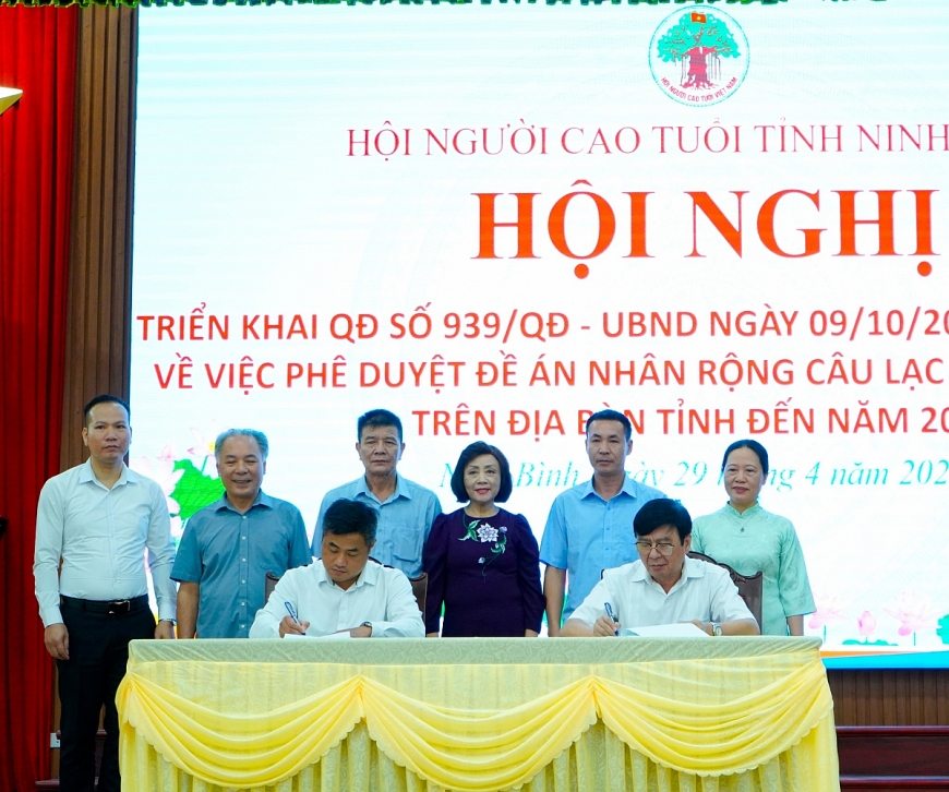 Tỉnh Ninh Bình: Hội Người cao tuổi  tăng cường phối hợp nhân rộng Câu lạc bộ liên thế hệ tự giúp nhau
